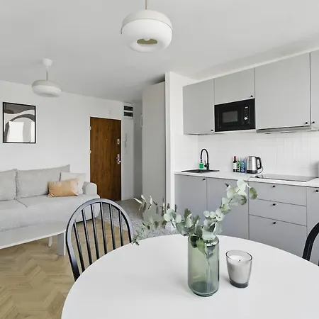 アパート Saska Kepa ワルシャワ